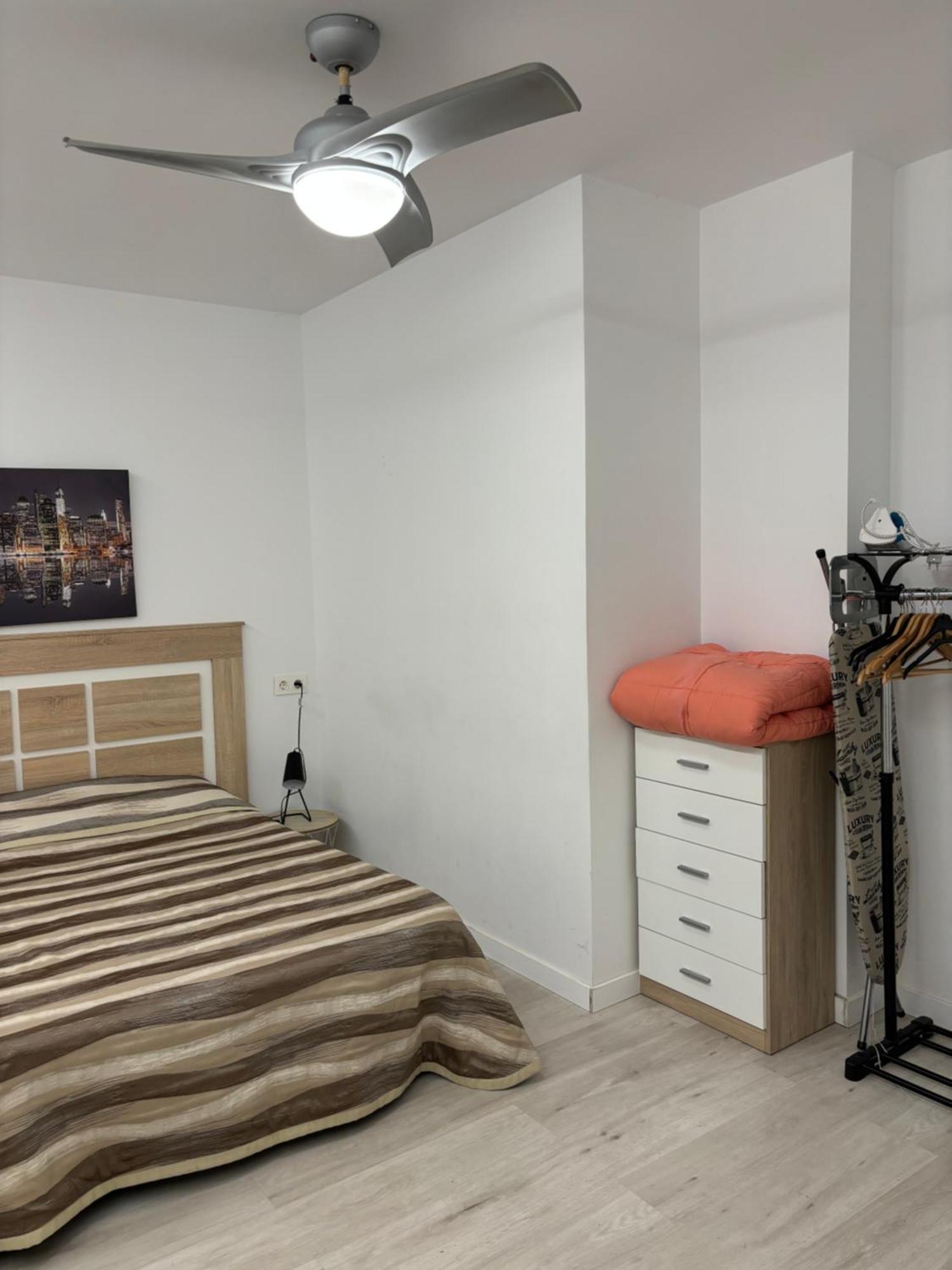 Apartamento Blanco Y Negro En El Centro 阿利坎特 外观 照片